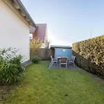 CBlue Ferienhaus am Yachthafen - Yacht